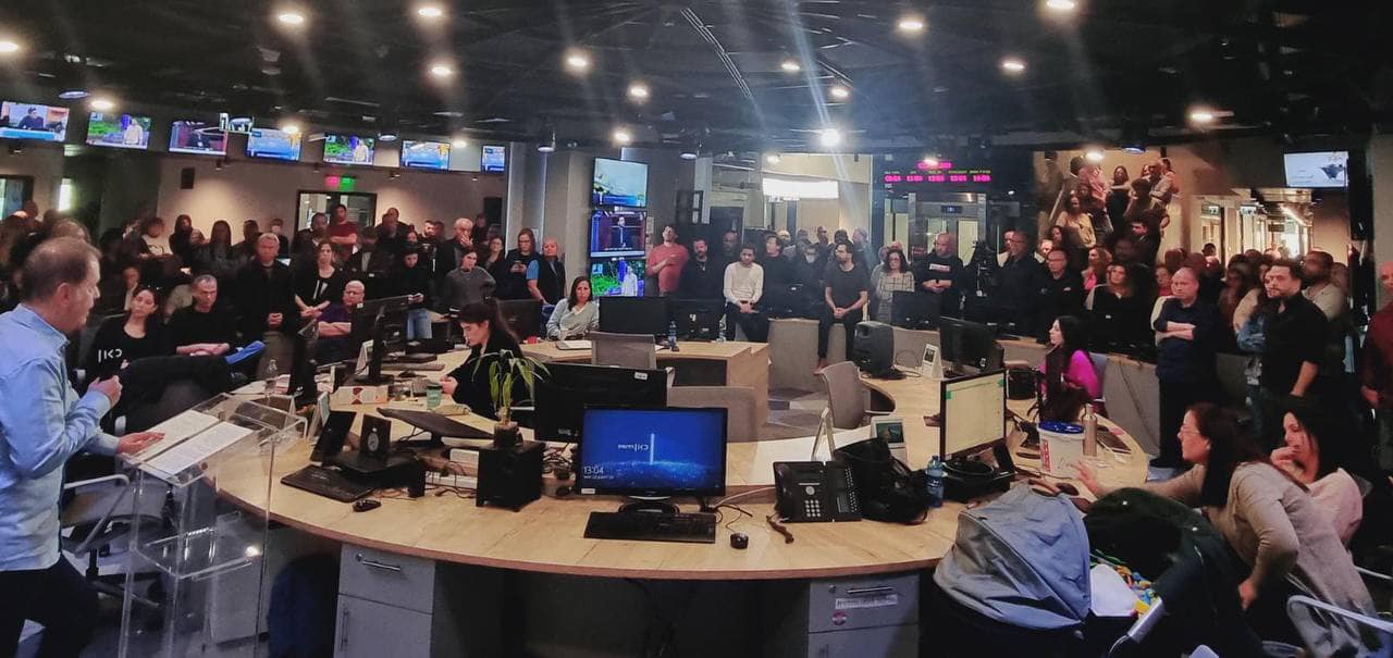 בלי שידור ציבורי לא ניתן לשדר לאזרחים המתקשים בהבנת עברית ולבני מיעוטים שונים המרכיבים את החברה בישראל וצריכים להיות ולהרגיש חלק ממנה"